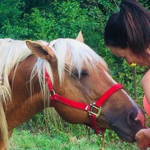 Meet your Posher, Angela